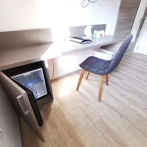 https://rooms-ambrozic-ljubljana.hotels-in-ljubljana.com