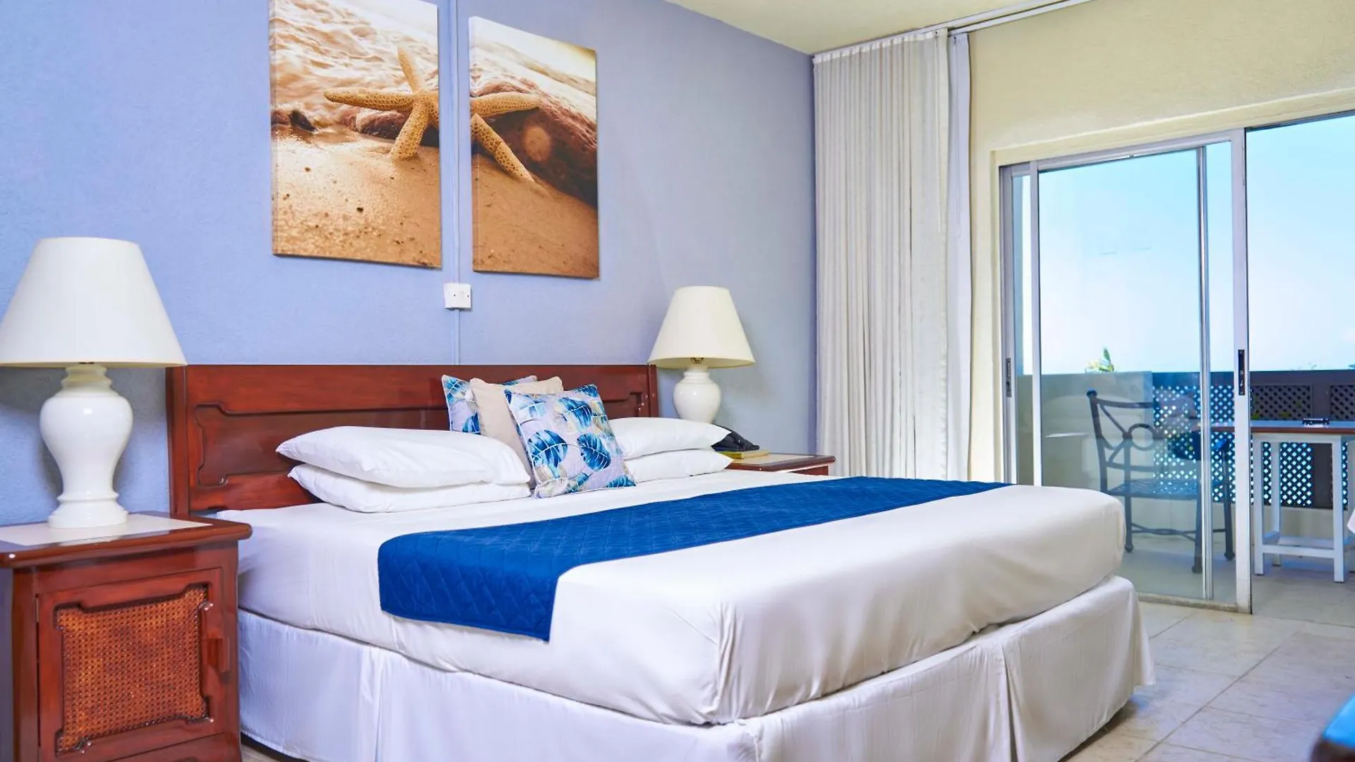 Tropical Sunset Beach Apartment Hotel Saint James Aparthotel