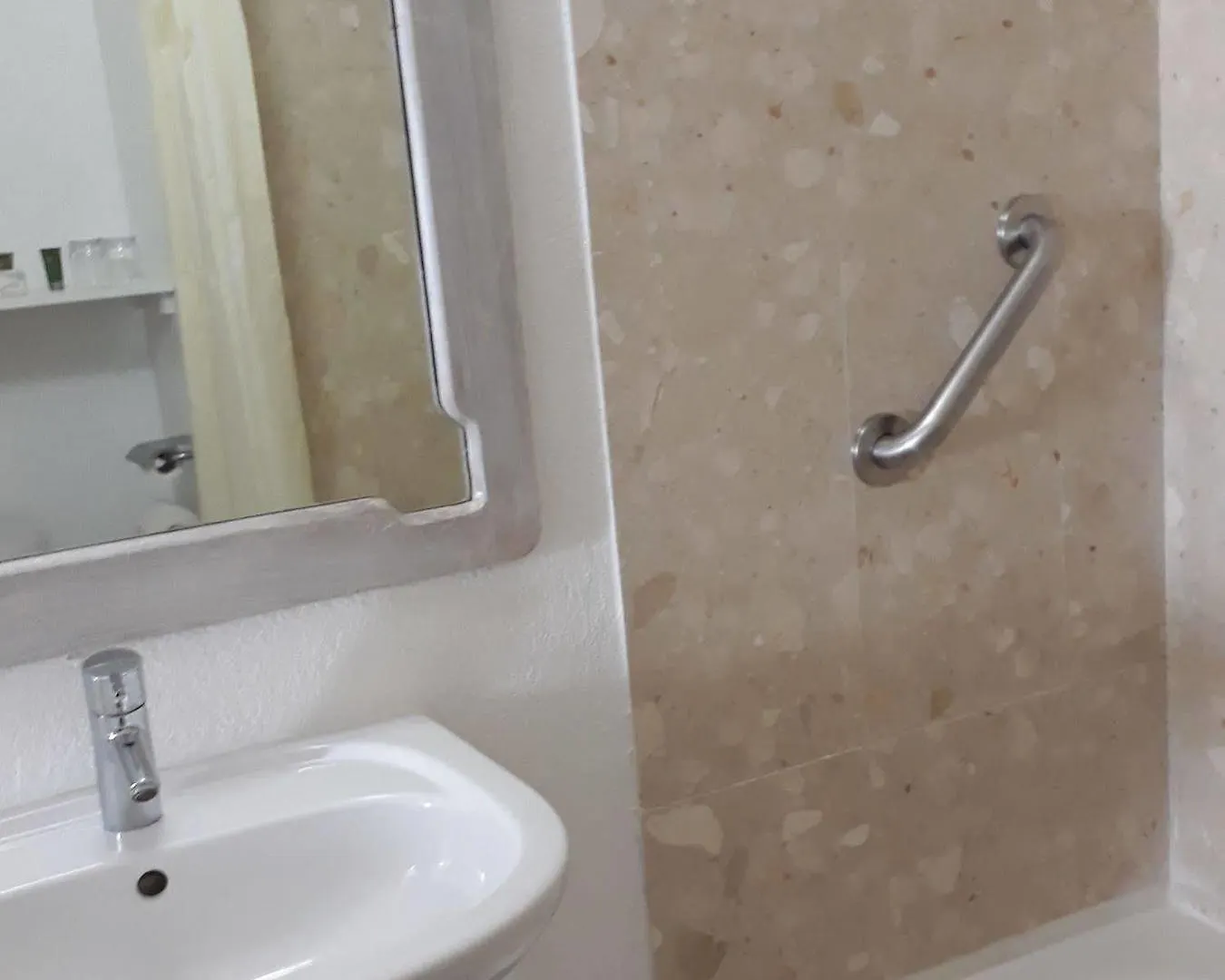 Aparthotel Tropical Sunset Beach Apartment Hotel Saint James