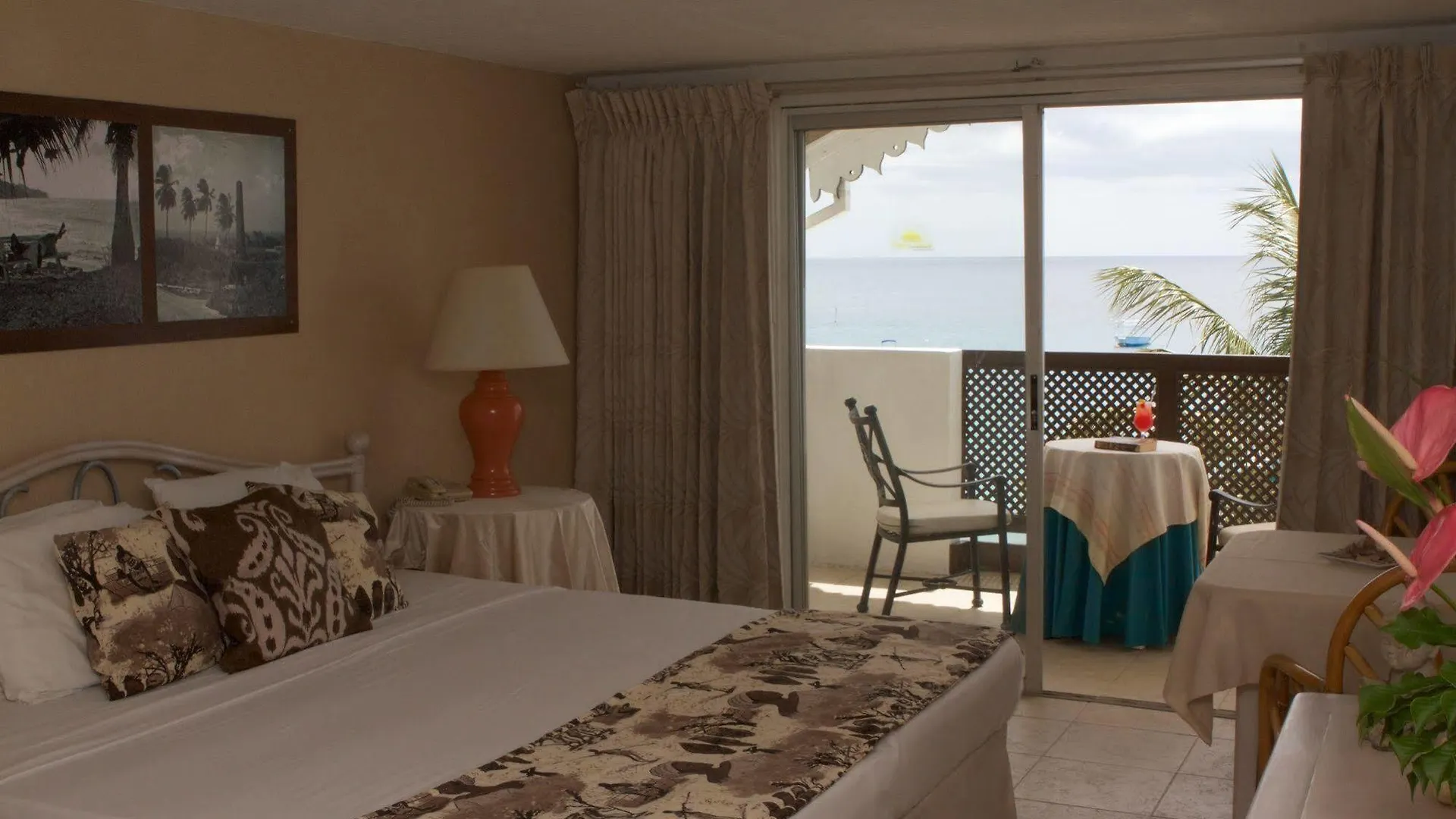 Tropical Sunset Beach Apartment Hotel Saint James Aparthotel