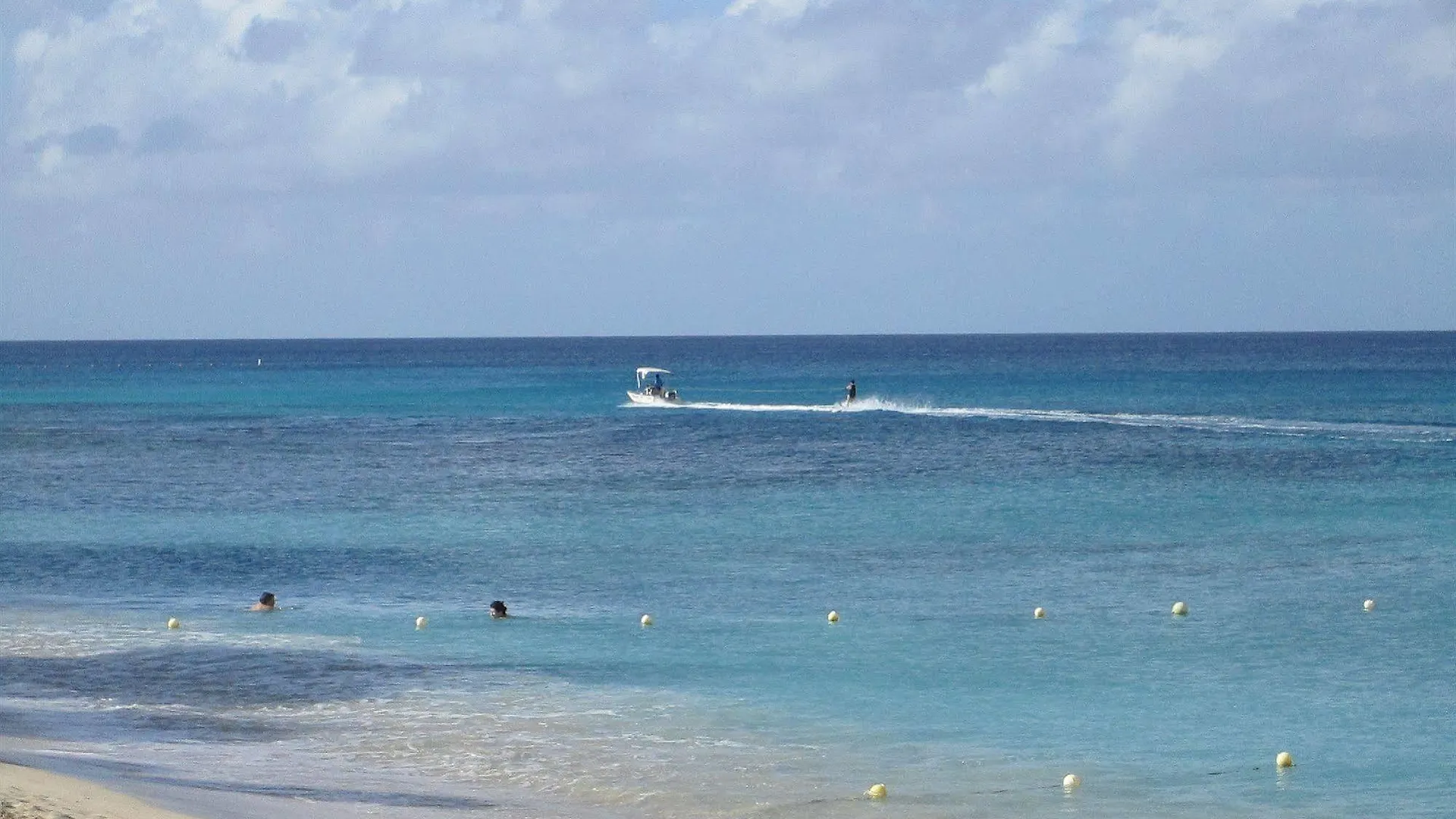 Tropical Sunset Beach Apartment Hotel Saint James Aparthotel